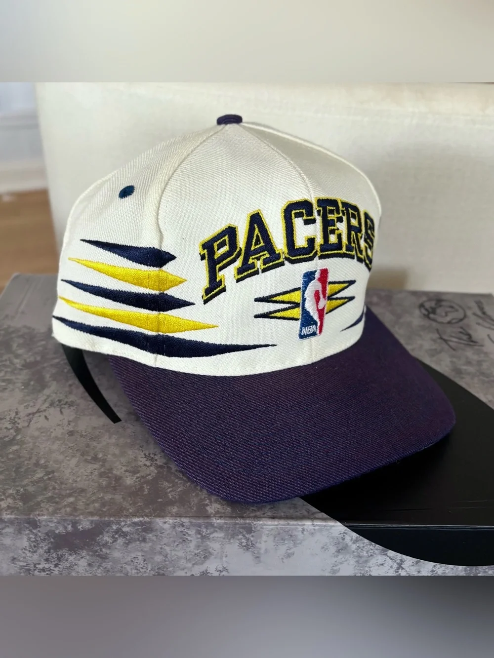 Vintage Indiana Pacers Logo Athletic Diamond Collection Snapback Cap Cream Blue
